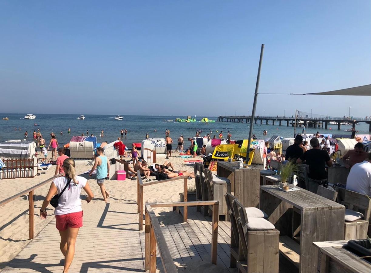 Tiffanys Ferienapartments In Der Privatresidenz Des Plaza Premium Hotel Timmendorfer Strand Esterno foto